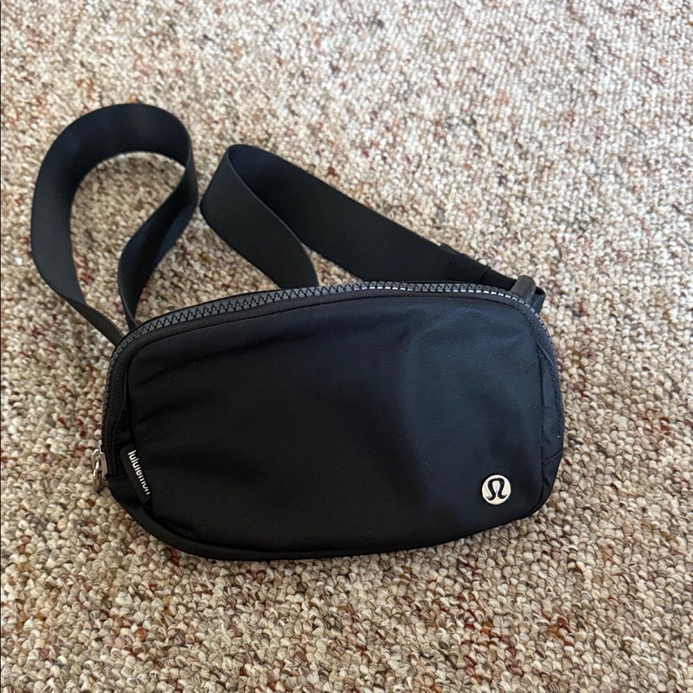 lululemon athletica Black Belt Bag